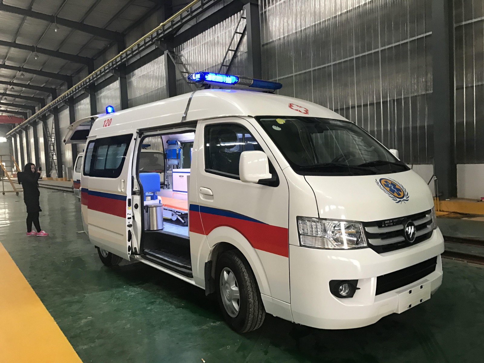 宜黄县救护车转院