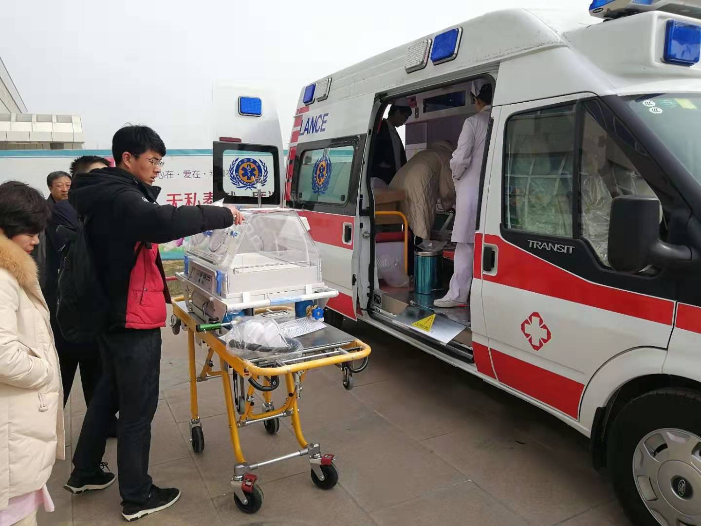 宜黄县救护车转院
